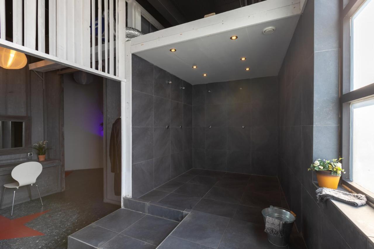 Yurtlife Bed & Breakfast Заандам Екстериор снимка